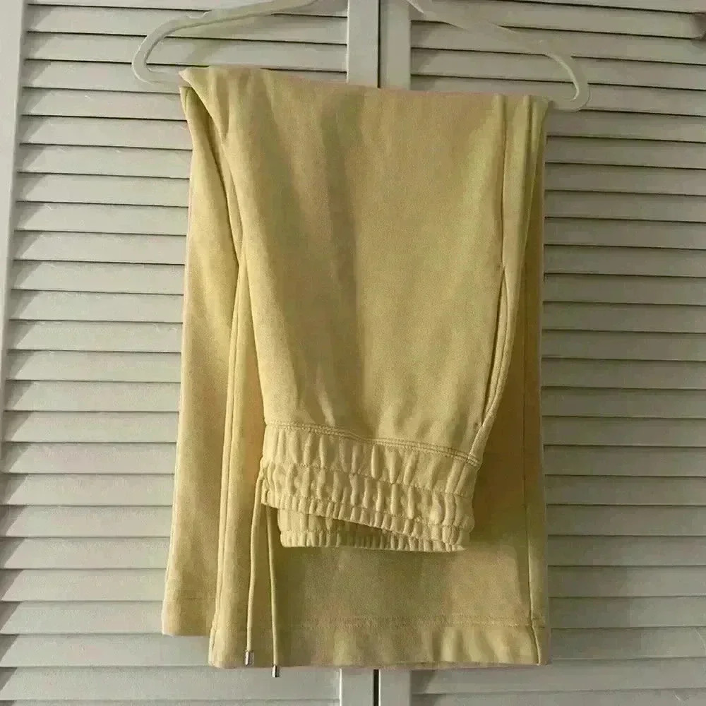 FRAME
Cropped Wide-Leg Sweatpants